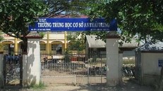 Học sinh đánh nhau gây án mạng ngay cổng trường trong ngày bế giảng