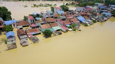 Hà Nội còn 2.349 ngôi nhà bị ngập, 6.519 người dân sơ tán chưa thể trở về