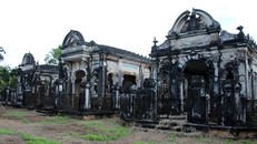 Khu mộ cổ rộng hơn 1.000m2 đẹp như cung điện ở huyện Phong Điền (Cần Thơ)