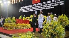 Những khoảnh khắc xúc động trong lễ viếng cố Tổng bí thư Đỗ Mười