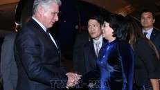 Phó Chủ tịch nước Đặng Thị Ngọc Thịnh đón Chủ tịch Hội đồng Nhà nước và Hội đồng Bộ trưởng nước Cộng hòa Cuba Miguel Mario Diáz Canel Bermúdez.