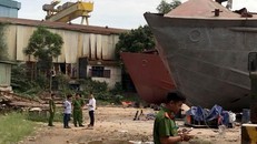 Cảnh sát đang khám nghiệm hiện trường. Ảnh: An Huy.