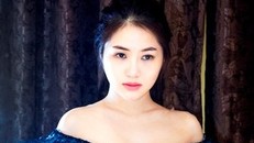 Hương Tràm stress, bóc da tay vì phải hủy show để tập trung luyện hát