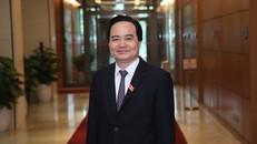 Bộ trưởng Bộ GDĐT Phùng Xuân Nhạ .