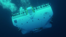 Con tàu ngầm thám hiểm năm vực sâu.