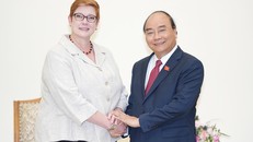 Thủ tướng Nguyễn Xuân Phúc tiếp Bộ trưởng Ngoại giao Australia, bà Marise Payne. Ảnh: VGP/Quang Hiếu