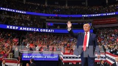 Tổng thống Mỹ Donald Trump trong chiến dịch vận động tái tranh cử tổng thống tại Orlando, Florida, Mỹ ngày 18/6. Ảnh: AFP/TTXVN