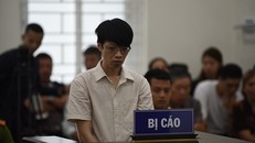 Bị cáo Nguyễn Anh Tú tại tòa.