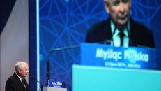 Chủ tịch đảng cầm quyền Jarosław Kaczyński kỳ vọng đảng lần thứ hai liên tiếp giành thắng lợi trong cuộc bầu cử Quốc hội ngày 13/10 tới.(Ảnh:PAP).