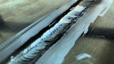 Hợp kim nhôm AA 7075 có thể giúp phương tiện tiết kiệm nhiên liệu cũng như đạt hiệu quả năng lượng cao hơn với xe điện.