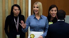 Trang phục gây tranh cãi của con gái tổng thống Mỹ. Ảnh: Getty. 