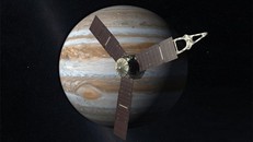 Tàu vũ trụ Juno hoạt động trên quỹ đạo sao Mộc. (Ảnh: New Atlas).