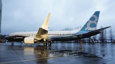 Máy bay 737 MAX 8 của hãng Boeing tại nhà máy ở Renton, Washington, Mỹ. Ảnh minh họa: AFP/TTXVN