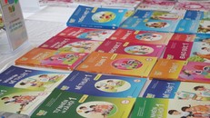 Một trong 4 bản mẫu SGK lớp 1 mới của NXBGDVN được giới thiệu hôm 8/11/2019.