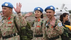 Bệnh viện Dã chiến Cấp 2 Số 2 chia làm hai đợt đến Nam Sudan, thực hiện nhiệm vụ gìn giữ hòa bình tại phái bộ Liên Hợp Quốc, vào các ngày 19 và 26/11. Ảnh: TTXVN.