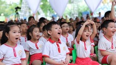 Hầu hết nhiều phụ huynh đều ủng hộ đăng ký tham dự chương trình sữa học đường. Ảnh minh họa.