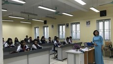  Đã đứng trên bục giảng, giáo viên nào cũng muốn được gắn bó lâu dài với nghề