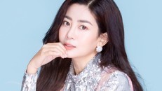 Nữ diễn viên qua đời sau thời gian chiến đấu với bệnh ung thư phổi.