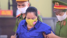 Bị cáo Hoàng Thị Thành, một trong số những phụ huynh của thí sinh được nâng điểm