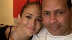 Jennifer Lopez và hôn phu Alex Rodriguez
