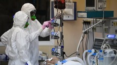 Các nhà khoa học Nga nghi ngờ khả năng điều trị Covid-19 bằng phóng xạ