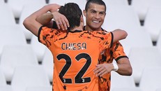 Ronaldo đánh dấu ngày trở lại bằng 2 bàn thắng. Ảnh: Reuters.