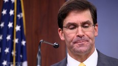 ộ trưởng Quốc phòng Mỹ Mark Esper trong cuộc họp báo tại Washington DC., ngày 28/8/2019. (Ảnh: AFP/TTXVN)