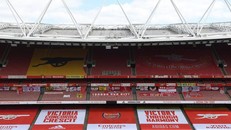 Không thể đón khán giả đến sân, Arsenal chịu tổn thất lớn về doanh thu. Ảnh: Getty.