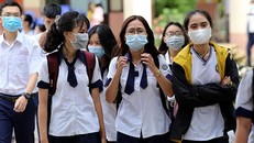 Tính tới việc điều chỉnh thời gian năm học, thi tốt nghiệp THPT