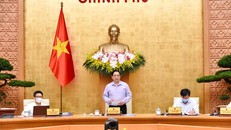 Thủ tướng Phạm Minh Chính yêu cầu, phải nâng cao nhận thức về ý nghĩa, tầm quan trọng của việc xây dựng và thực thi pháp luật, tập trung lãnh đạo, chỉ đạo, đầu tư các nguồn lực để kiểm soát tiến độ xây dựng, ban hành, nâng cao chất lượng văn bản quy phạm pháp luật, tổ chức thực hiện, thi hành pháp luật thật tốt, hiệu quả. - Ảnh: VGP/Nhật Bắc