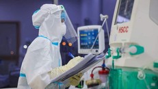 Bộ Y tế lập 12 trung tâm hồi sức tích cực COVID-19 quốc gia