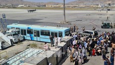 Anh cảnh báo nguy cơ IS tấn công khủng bố tại sân bay Kabul