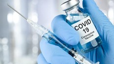 Tiêm chủng vaccine đầy đủ giảm nguy cơ tử vong tới 11 lần