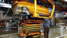 Canada cảnh báo trừng phạt thương mại nếu Mỹ thông qua luật khuyến khích xe điện