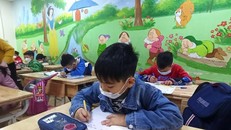 Học sinh từ lớp 1 đến lớp 6 ở 12 quận Hà Nội chưa đi học từ ngày 21/2