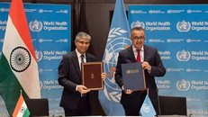Ấn Độ, WHO ký thỏa thuận lập trung tâm y học cổ truyền toàn cầu