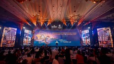 Với chủ đề “Chân giá trị - Định tương lai”, sự kiện giới thiệu dự án Meyhomes Capital Crystal City thu hút hàng trăm nhà đầu tư Hà Nội và miền Bắc.