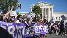 Dự luật cấm nạo phá thai tiếp tục gây tranh cãi tại Mỹ