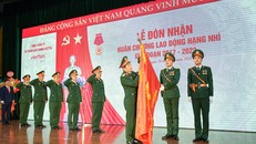 Viettel Post đón nhận Huân chương Lao động hạng Nhì