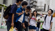 Giới trẻ Nhật Bản ngại sinh con vì lý do kinh tế