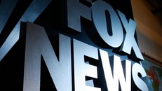 Fox News đạt thỏa thuận dàn xếp tránh vụ kiện 1,6 tỷ USD