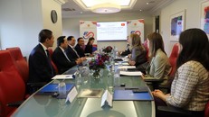 Bộ trưởng Ngoại giao Bùi Thanh Sơn tiếp tập đoàn AstraZeneca