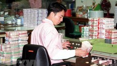 Các ngân hàng Thái Lan tăng lãi suất để thu hút khách hàng gửi tiền