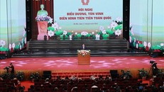 Thủ tướng: Mỗi điển hình tiên tiến lan tỏa tinh thần, đạo đức, ý thức trách nhiệm và sự cống hiến