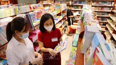 Nhà xuất bản Giáo dục Việt Nam phản hồi về giá sách giáo khoa năm học mới