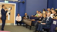 Tăng cường đổi mới, sáng tạo trong hợp tác giáo dục Việt Nam - Anh