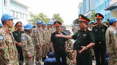 Công binh Việt Nam mang theo khoảng 300 tấn hàng hóa tới Abyei