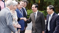 Chủ tịch nước gặp gỡ các nhà khoa học dự Hội nghị khoa học quốc tế 'Các cửa sổ nhìn ra vũ trụ'