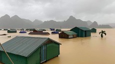 Bình yên trong những ngôi nhà chống bão, lụt