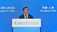 Phó Thủ tướng Trần Hồng Hà phát biểu tại Diễn đàn "Phát triển Đầu tư và Thương mại Xanh-Cùng Xây dựng Văn minh Sinh thái." (Ảnh: Tiến Trung/TTXVN)